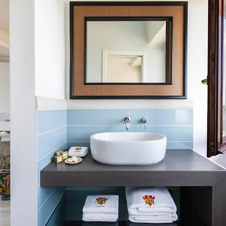 Lido Degli Scogli Hotel 4*