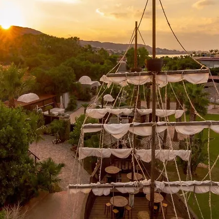 מלון Lido Degli Scogli