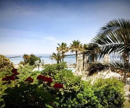 Lido Degli Scogli Hotell