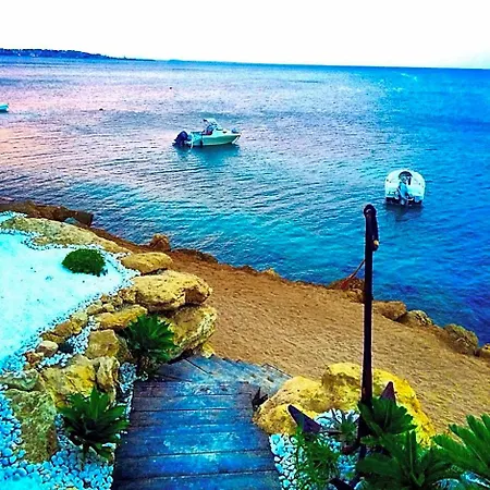 Lido Degli Scogli Szálloda