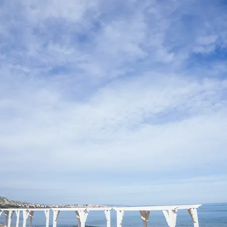 호텔 Lido Degli Scogli 크로토네