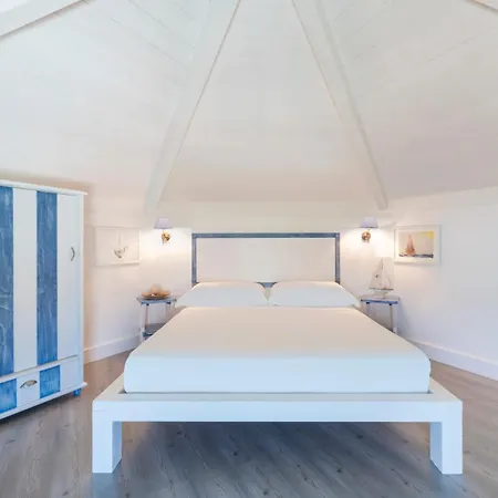 Hotell Lido Degli Scogli 4*