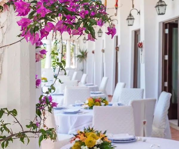 Lido Degli Scogli 4*