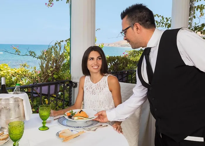 Lido Degli Scogli 4* קרוטונה